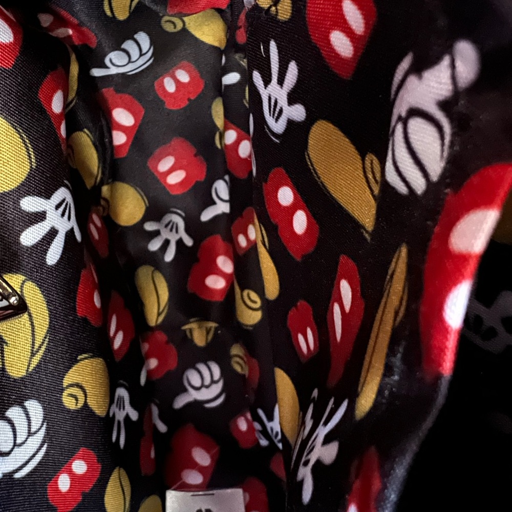 Loungefly Mickey Mouse purse and Minnie Mouse stationary purse - Picture 6 of 6